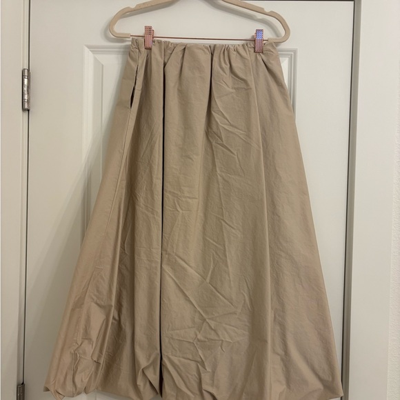 Zara Cream Midi Skirt - Picture 2 of 3